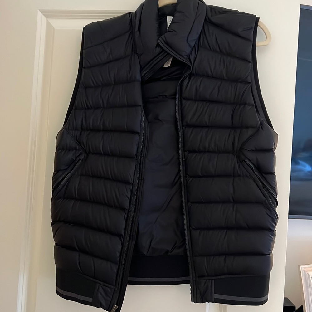 Lululemon Small down insulated vest (missing hood)